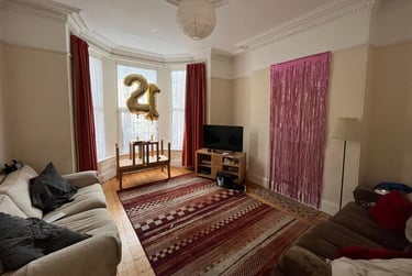 5 bed house, 35 Greenbank Avenue, St Judes, Plymouth, PL48PS - Image 1